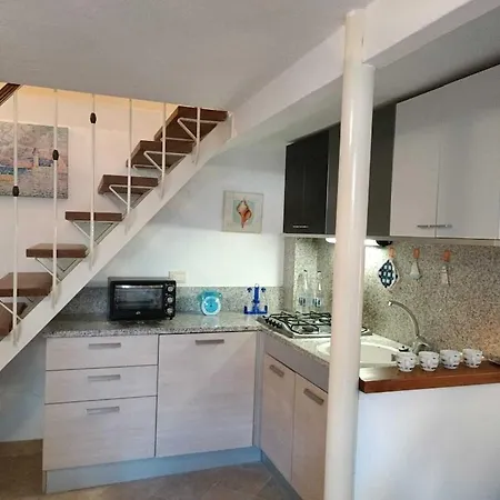 Il Fiordaliso-comfortable A Stone's Throw From The Sea *
