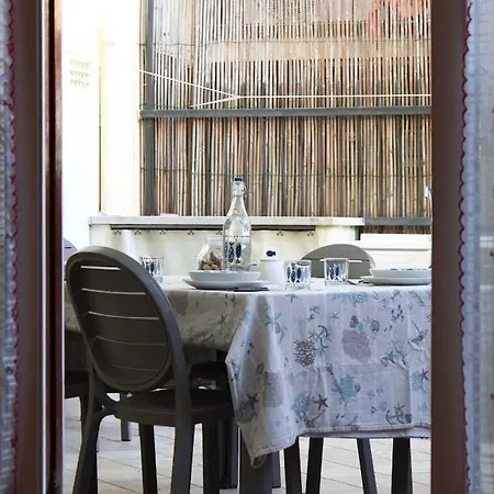 Il Fiordaliso-comfortable A Stone's Throw From The Sea Lejlighed